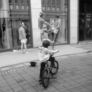 A young spectator