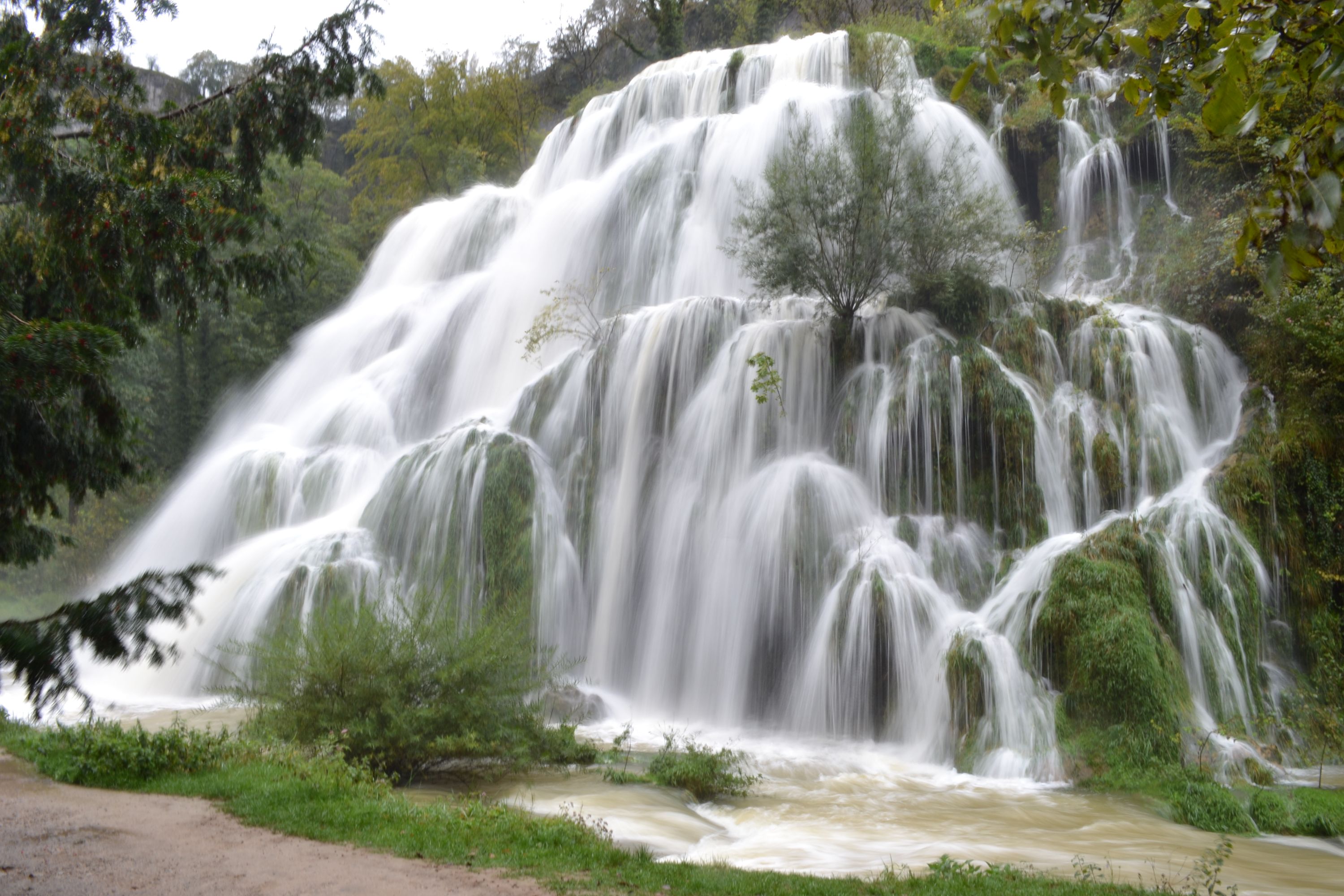 Cascade des ruffs Baume-les-Messieurs